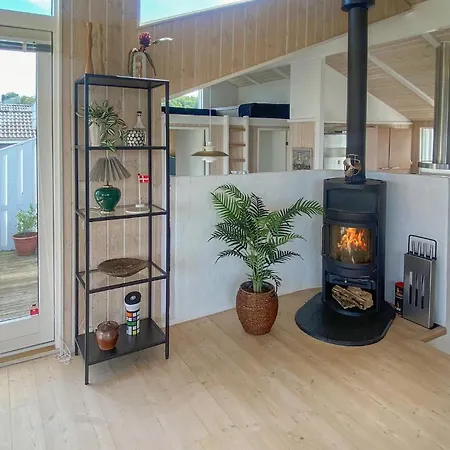 Holiday home Amazing In With Kitchen Sjolund