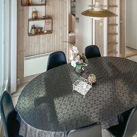 Holiday home Amazing In With Kitchen