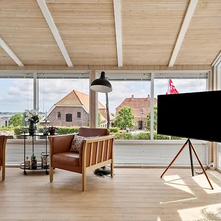 Amazing In With Kitchen