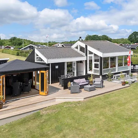 Amazing In With Kitchen