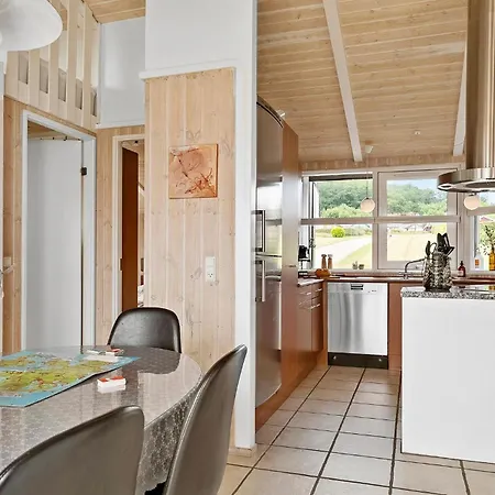 Amazing In With Kitchen בית נופש Sjolund