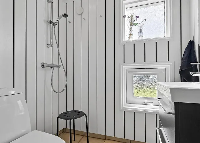 Amazing In With Kitchen *