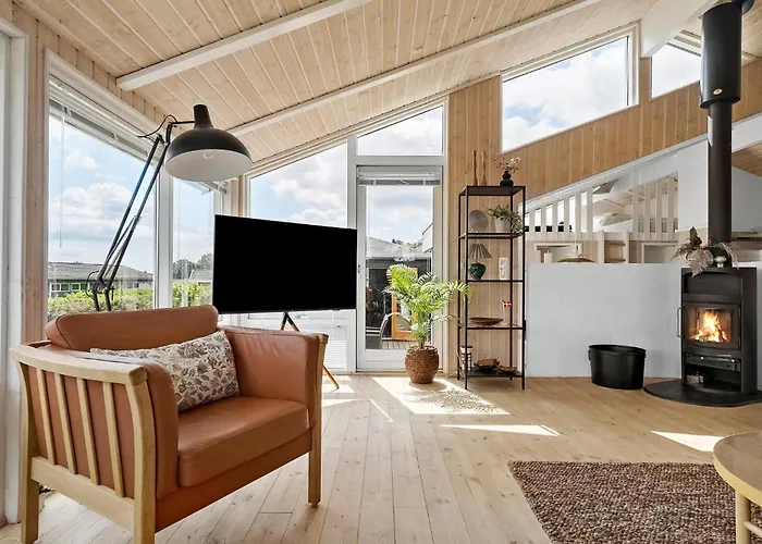 Amazing In With Kitchen